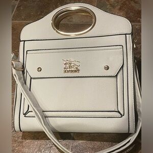 BURBERRYEE logo monogram bag purse crossbody really cute 💕🔥🔥